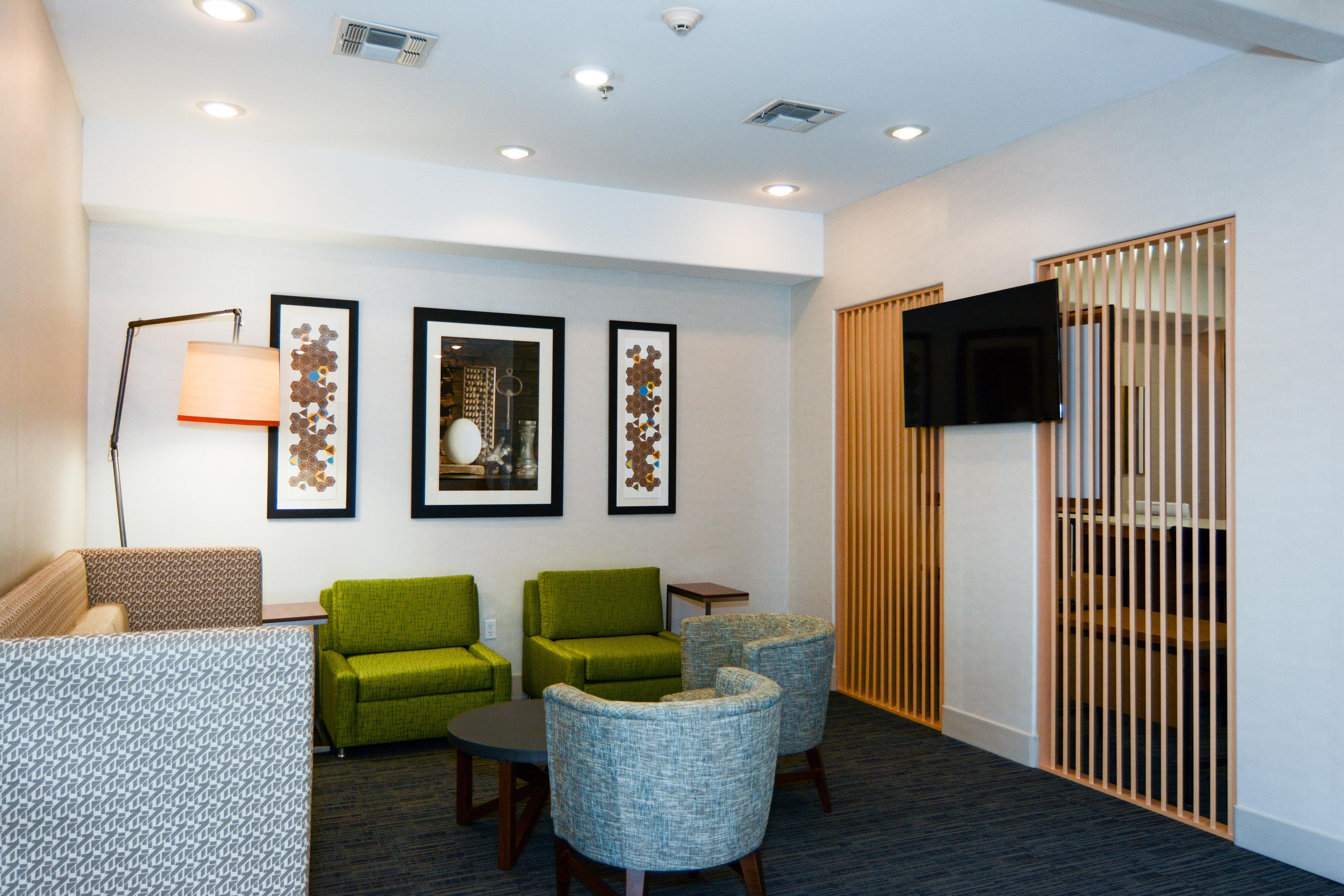 Holiday Inn Express Hotel & Suites New Boston By Ihg Exterior foto